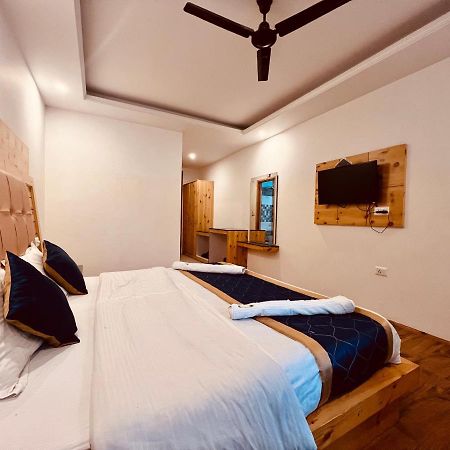 The Radhika - A Luxury Resort In Mountains Manāli Eksteriør billede