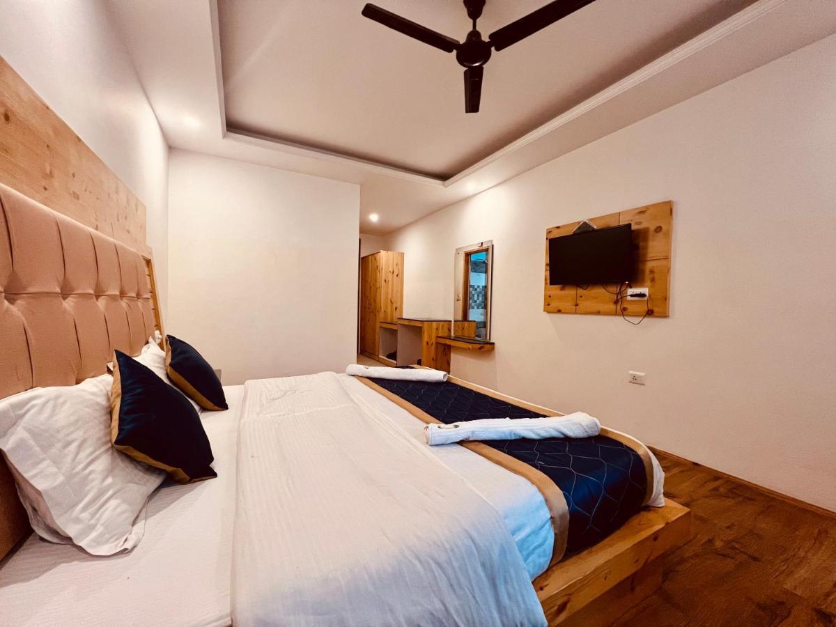 The Radhika - A Luxury Resort In Mountains Manāli Eksteriør billede