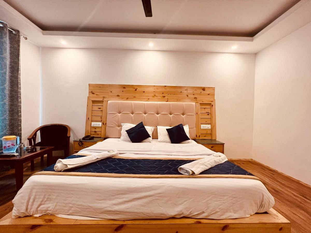 The Radhika - A Luxury Resort In Mountains Manāli Eksteriør billede