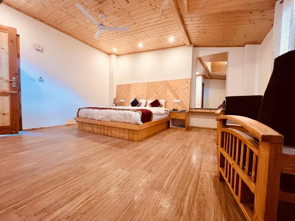 The Radhika - A Luxury Resort In Mountains Manāli Eksteriør billede